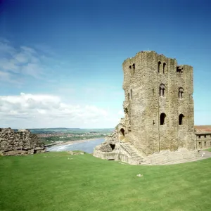 Scarborough Castle J940083