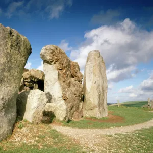 West Kennet Long Barrow K910277