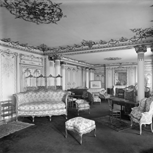 Witley Court Drawing Room c.1920 BL25086