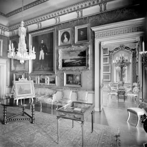 Yellow Drawing Room, Apsley House DD54_00084