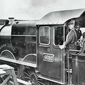 King George V and Queen Mary on the footplate of Windsor Castle