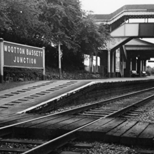 Wiltshire Stations Photographic Print Collection: Wootton Bassett Station