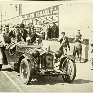 Alfa Romeo wins at Le Mans with Lord Howe