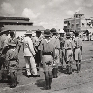 Baden-Powell inspecting troop