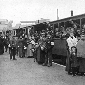 Belgian refugees leaving Antwerp for England 1914