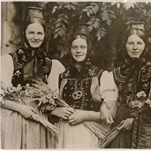 Four Black Forest Belles chosen to represent the four leading German villages