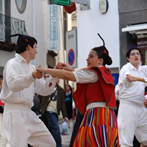 Gaula couple dancing, Funchal, Madeira