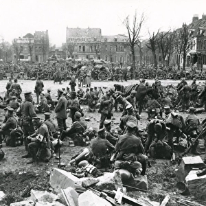 German troops in Armentieres, France, WW1