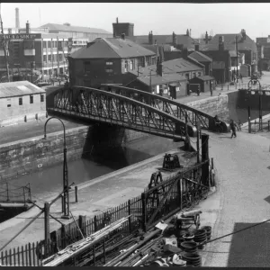 HULL DOCKS