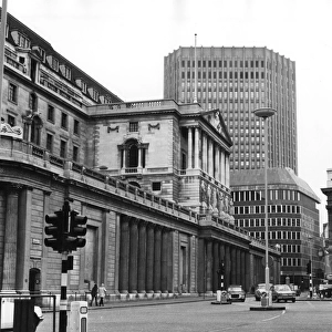 London / Bank
