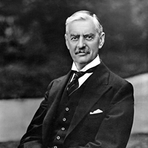 Politics Collection: Neville Chamberlain