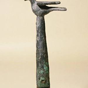 Phoenician art. Bronze badge, topped with a bird. Manacor. S