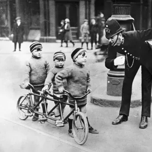 Police Officer / Children