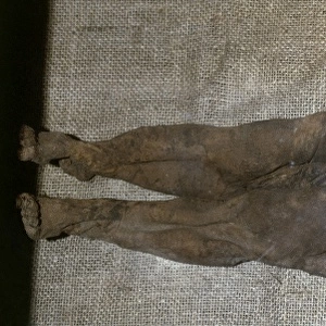 Pre-Columbian art. Pre-Inca mummy (65 x 18 cm)