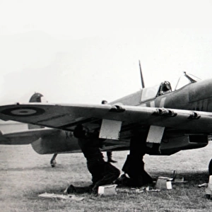 Supermarine Spitfire IA of 19 Squadron RAF Duxford bein