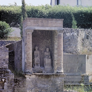 Tomb sculptures at Pompeii