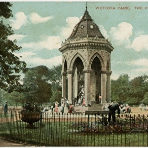 Tower Hamlets - Victoria Park - The Drinking Fountain