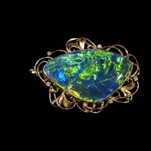 Opal jewellery C018 / 2528