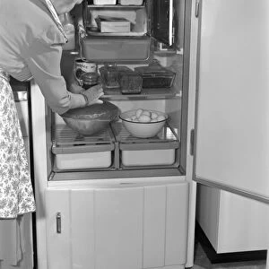Refrigerator, 1940s C014 / 0468