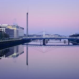 Bells Bridge over the River Clyde, Glasgow, Scotland, United Kingdom, Europe