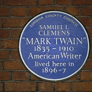 Blue plaque commemorating Mark Twain, London, England, United Kingdom, Europe