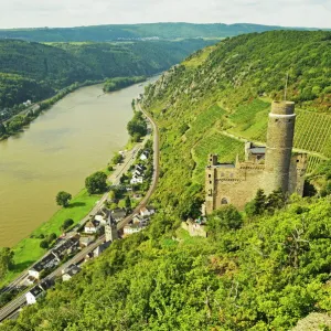 Castle Maus and River Rhine, Rhineland-Palatinate, Germany, Europe