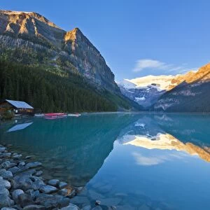 Early morning sunrise, Lake Louise, Banff National Park, UNESCO World Heritage Site, Alberta, Canadian Rockies, Canada, North America