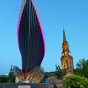 The Endeavour Sculpture, Town Hall in background, Port Glasgow, Inverclyde, Scotland, United Kingdom, Europe