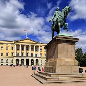 Equestrian statue of King Karl Johan at Royal Palace, Oslo, Norway, Scandinavia, Europe