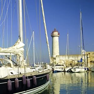 Harbour, Port Vauban, Antibes, Alpes-Maritimes, Provence, Cote d Azur, France, Europe