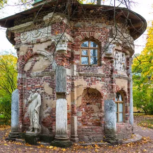 The Kitchen Ruin pavilion by Giacomo Quarenghi in the Catherine Park