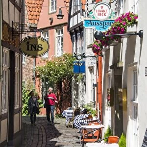 Little alleys in the old Schnoor quarter, Bremen, Germany, Europe