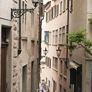 Narrow street in Old Town, Zurich, Switzerland, Europe