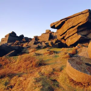 Old millstones, Peak District National Park, Stanard Edge, Derbyshire, England