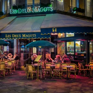 Parisian cafe, Paris, France, Europe