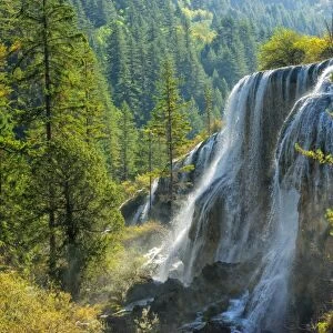 Pearl Shoal Waterfall, Unesco World Heritage Site, Jiuzhaigou National Park, Sichuan Province