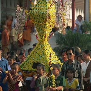 Religious rites at Pha That Luang, Vientiane, Laos, Indochina, Southeast Asia, Asia