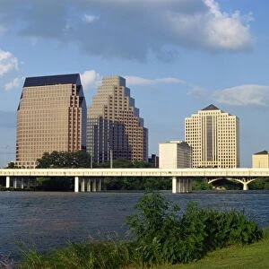 The river, bridge and skyline of downtown in the state capital