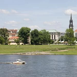 River Elbe, Dresden, Saxony, Germany, Europe