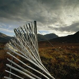 Snow fences and moorland