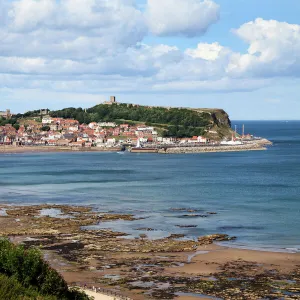 South Bay from South Cliff Gardens, Scarborough, North Yorkshire, Yorkshire, England, United Kingdom, Europe