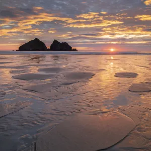 Spectacular sunset above Holywell Bay in North Cornwall, England, United Kingdom, Europe