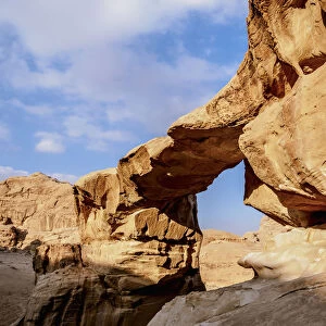 Um Fruth Rock Bridge, Wadi Rum, Aqaba Governorate, Jordan, Middle East