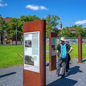 Berlin Wall memorials
