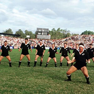 Wayne Shelford leads the Haka at the 1987 Rugby World Cup