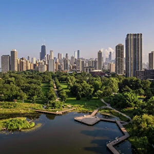 Aerial view of Lincoln Park and downtown skyline, Chicago, Illinois, USA