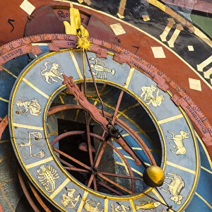 Astronomical Clock on the Zytglogge, Kramgasse, Bern (Berne), Berner Oberland, Switzerland
