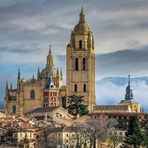 Cathedral and old town skyline, Segovia, Castile and Leon, Spain