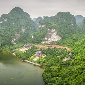 Vietnam Heritage Sites Collection: Trang An Landscape Complex