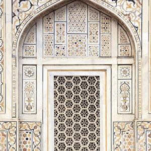 India, Uttar Pradesh, Agra, Itimad ud Daulah Mausoleum (Baby Taj)